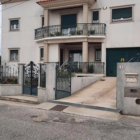 Privatunterkunft Ana Paula House Aveiro